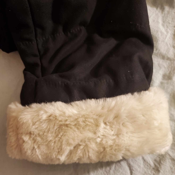 Columbia Lined Winter Jacket in Black - Medium - Picture 3 of 5